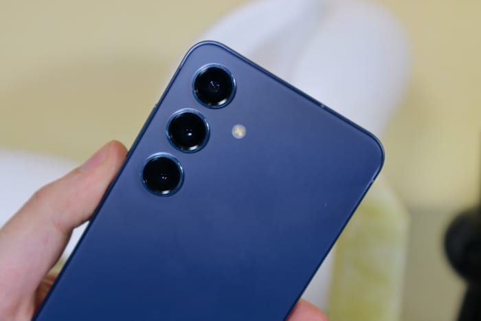 3-Samsung Galaxy S24:S24+